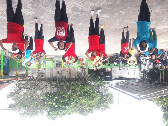 Giat Senam  Pemerintah Desa Sumberbening Bersama Masyarakat